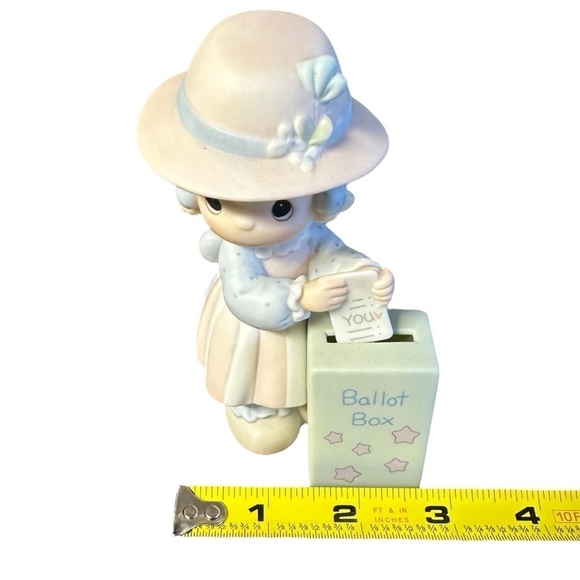 Vintage Precious Moments 1989 "You Will Always be my Choice" Ceramic Figurine - Picture 2 of 4